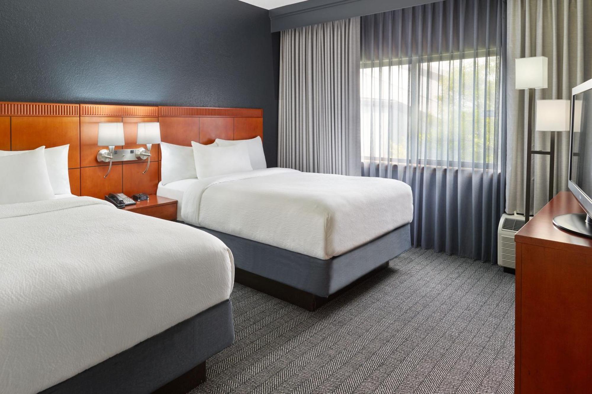 คอร์ทยาร์ด แนชวิลล์ เบรนต์วูด Hotel เบรนท์วูด ภายนอก รูปภาพ